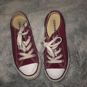 Kids Burgundy Converse